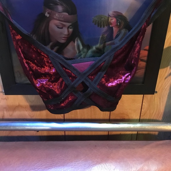 Meet your Posher, Tayla - Picture 2 of 7